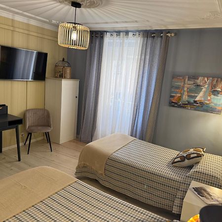Hostal Boutique Puerta Del Sol Torrelavega Exterior photo